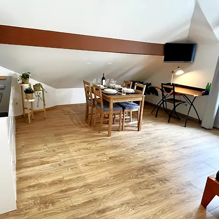 Apartment Dlouha Tabor